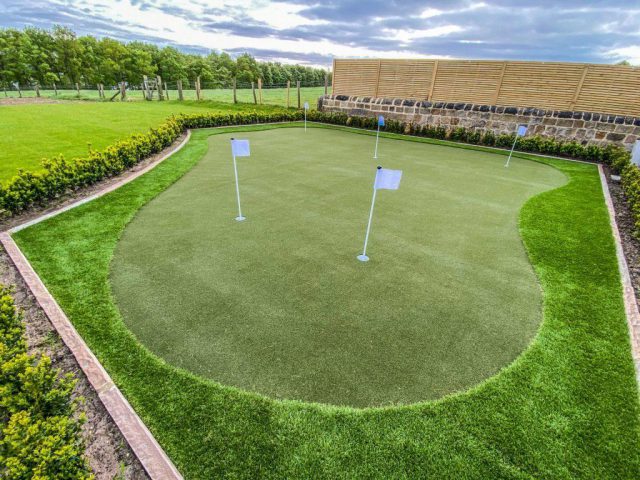 artificial grass home putting green